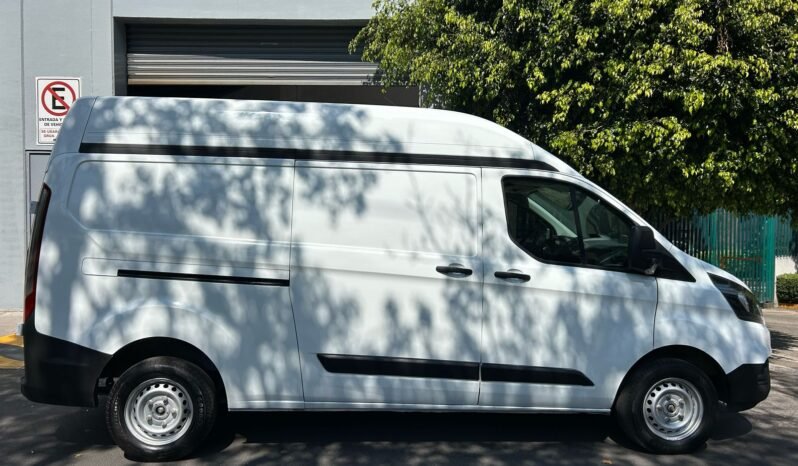 Transit 2020 Custom Diesel lleno