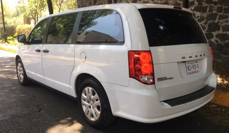 Grand Caravan 2019 lleno