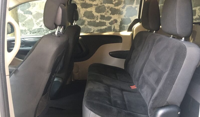 Grand Caravan 2019 lleno