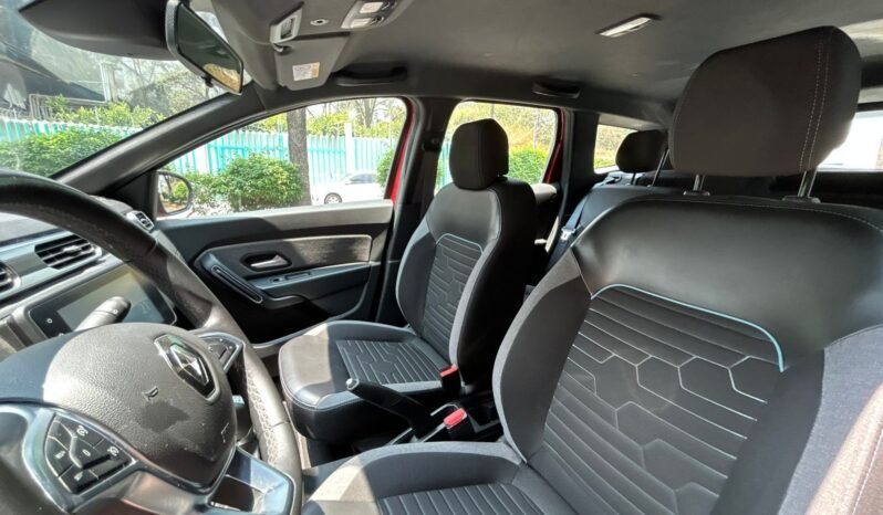 Renault Duster Iconic 2023 lleno