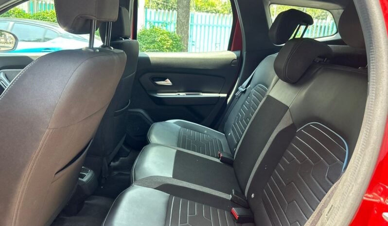Renault Duster Iconic 2023 lleno