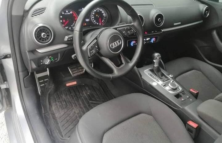 Audi A3 lleno